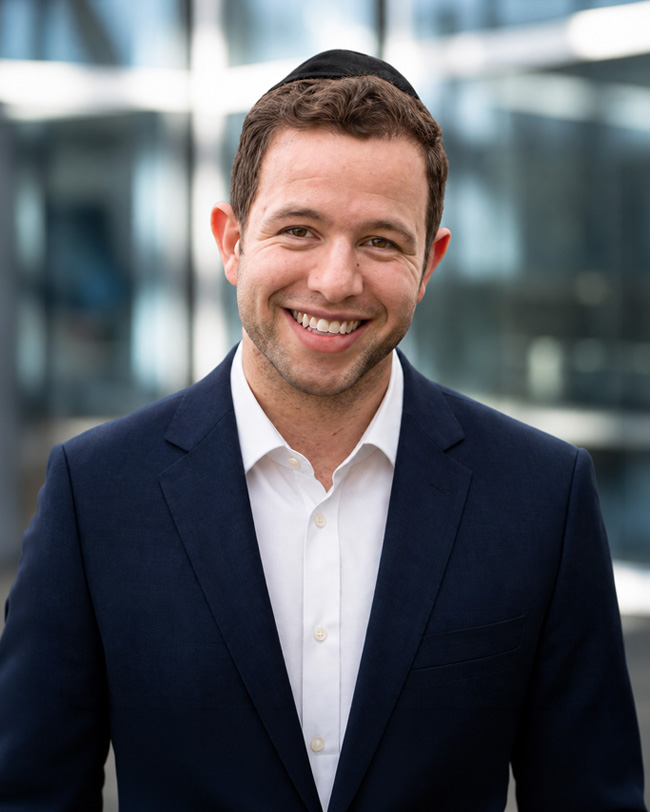 Eitan Bloom